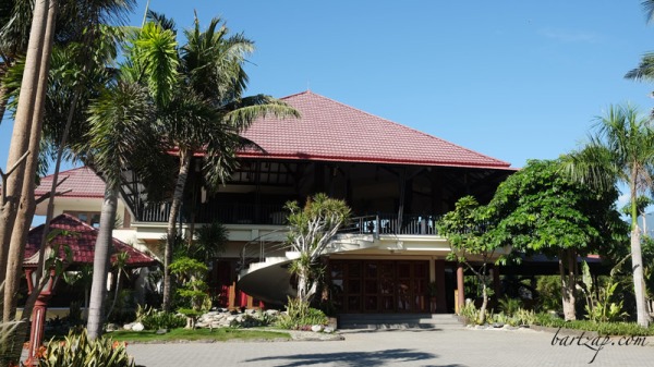 hotel-kampoeng-nelayan-palu-bartzap02-tanjung-karang-donggala