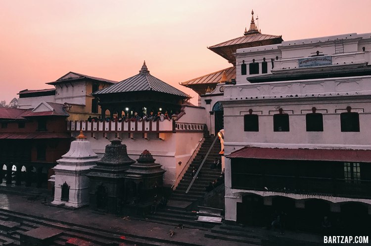 kuil-pashupatinath-nepal-cultural-trip-2018-catatan-perjalanan-bersama-kawan-bartzap-dotcom